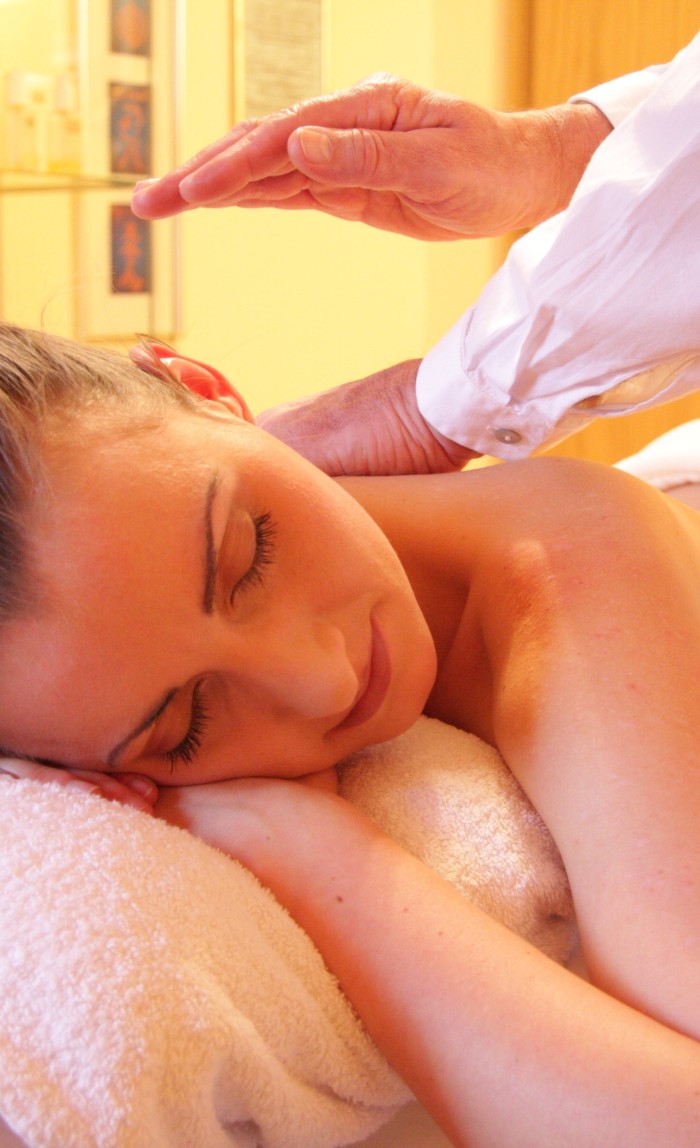 Relaxing Massage & Αρωματοθεραπεία