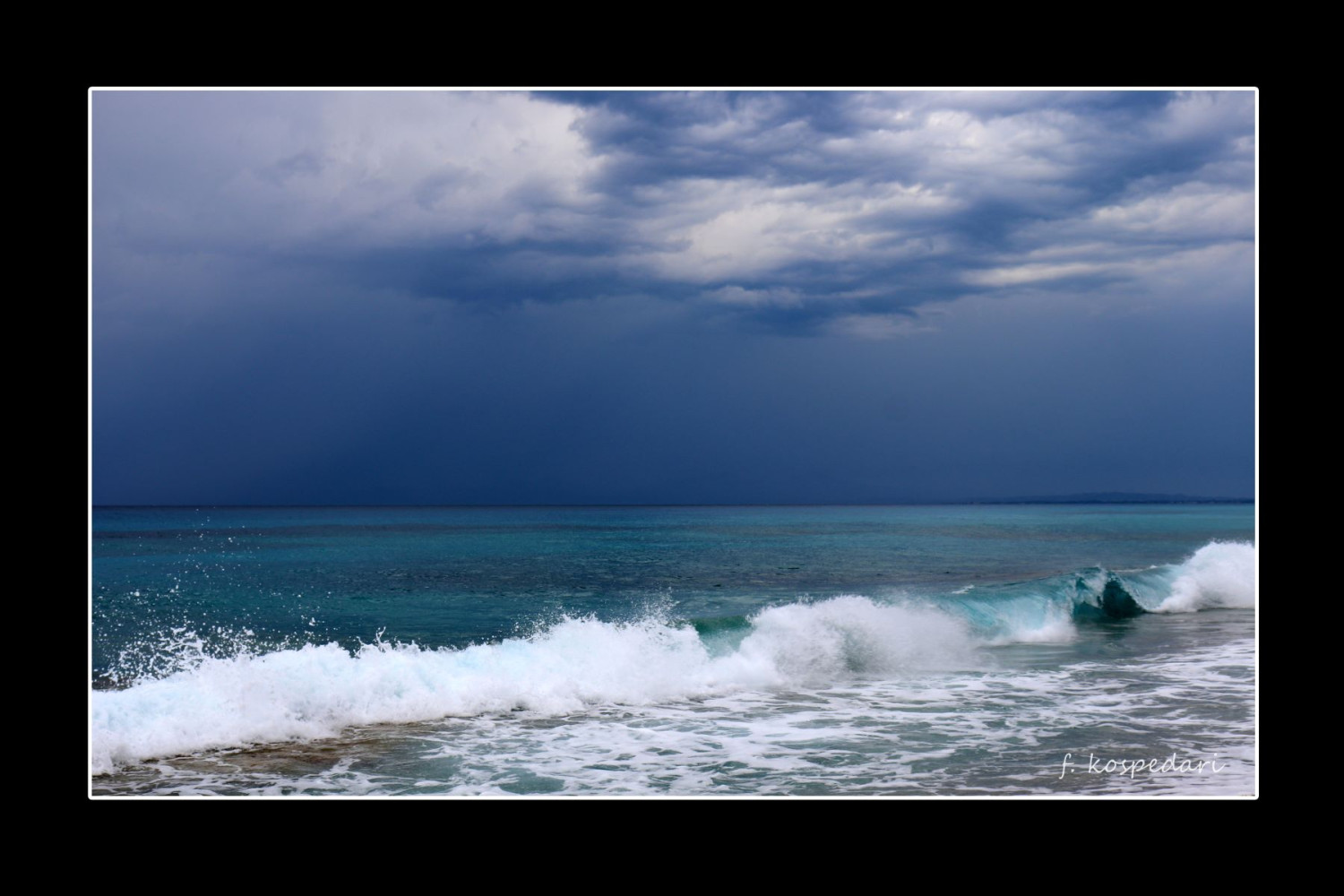 Έκθεση Φωτογραφίας & Συντηρητών Έργων Τέχνης "Χρωματιστές Φωνές"